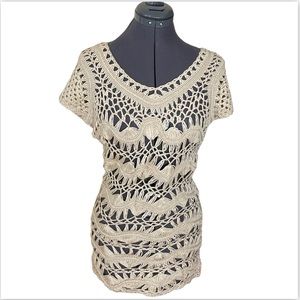 2/$25 Forever 21 Short Sleeve Nude Crochet Tunic Size Small